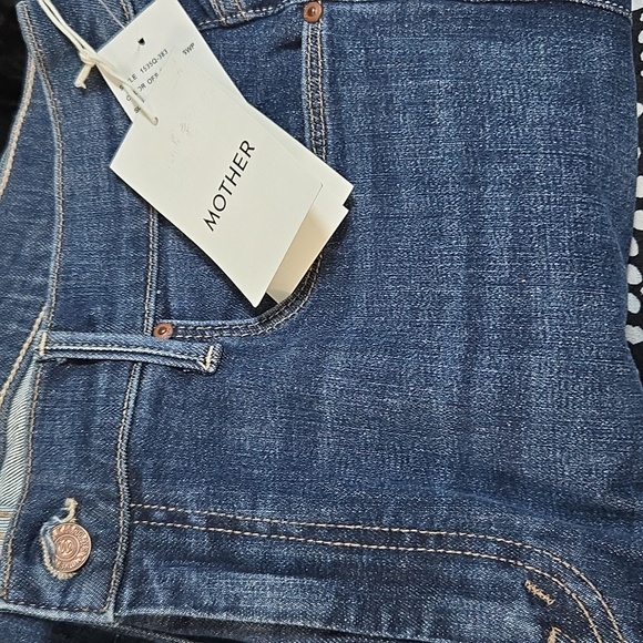 Mother Women's The Weekender Fray Jeans - Color One Fell Sweep - Picture 6 of 6